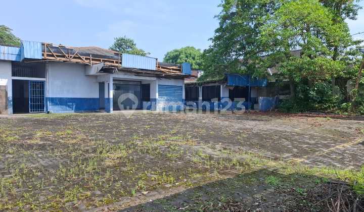 Hitung Tanah Pinggir Jalan Raya Cocok untuk Gudang dan Ruko. 2