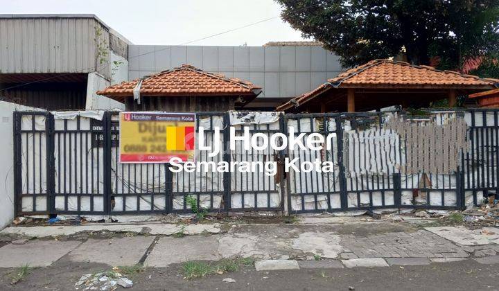 Bangunan cocok untuk usaha di jalan Dr. Cipto 1