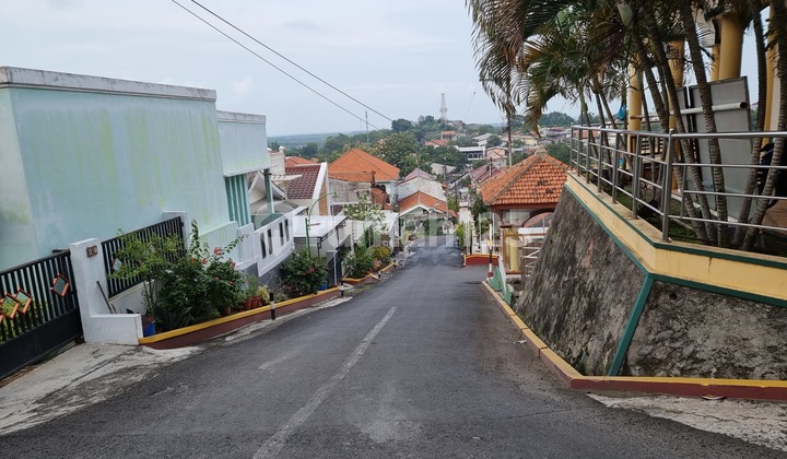 Rumah Siap Huni di Bukit Walisongo Permai