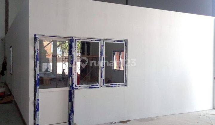 Gudang Siap Pakai di Terboyo Park 2