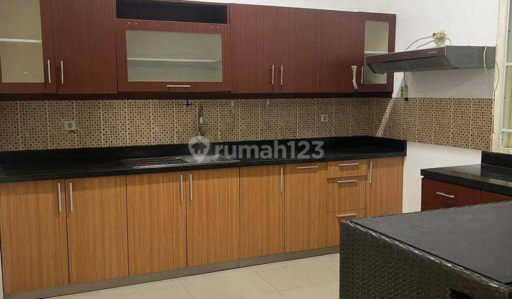 Rumah 2lantai area perumahan sejuk dan nyaman 2