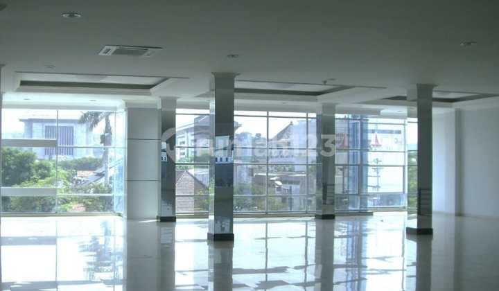 Ruang Usaha Siap Pakai di Jalan A.yani Semarang 1