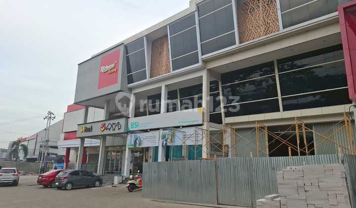 Sewa Jalan Dr Hamka Mc Donald Ngaliyan  2