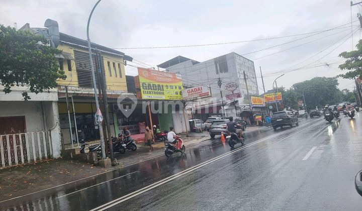 Rumah Pinggir Jalan Utama Cocok untuk Ruko, Hotel, Sekolah. 1