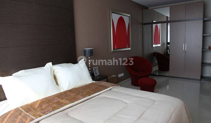 Central Park Residences Apartment Apartemen 2 Bedroom Full Furnished View Swimming Pool Pullman Hotel  2