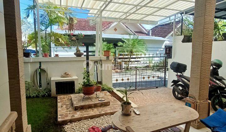 Rumah cantik 2 lantai siap huni di Jimbaran 2