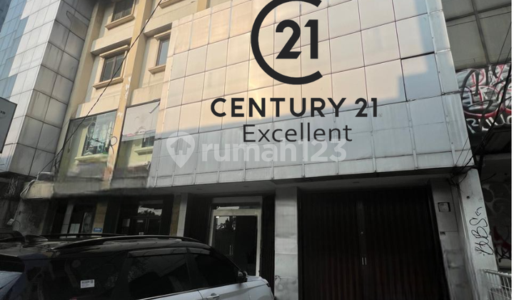FOR RENT 4-STORY SHOPHOUSE IN PANGLIMA POLIM RAYA SOUTH JAKARTA 1
