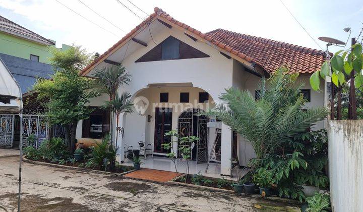 RUMAH DIJUAL HITUNG TANAH COCOK UNTUK USAHA 2