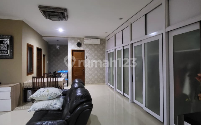 For Sale Nice and Comfortable House in Town House in Ciganjur, South Jakarta 2