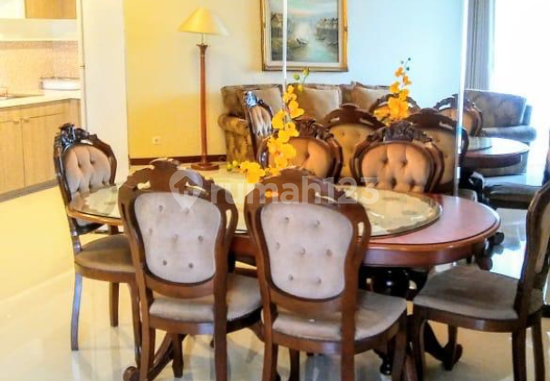 For rent fully furnished apartment in Sudirman Tower, Jakarta For rent fully furnished apartment in Sudirman Tower, Jakarta