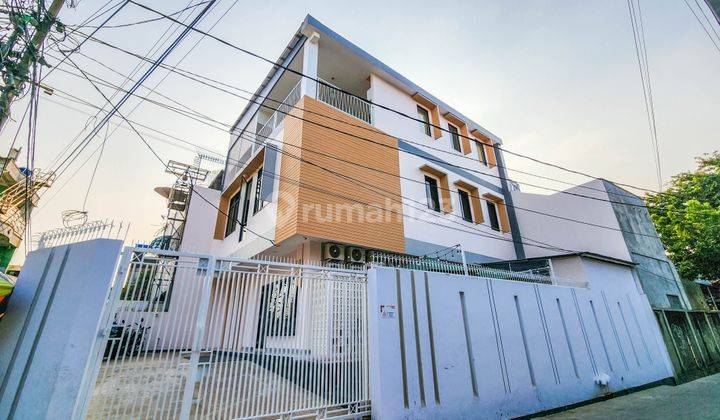 Dijual kost Exclusive Baru di Tomang Jakarta Barat  2