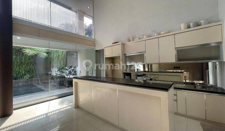 Dijual Rumah Cantik Desain Tropical Home di Cirendeu 2