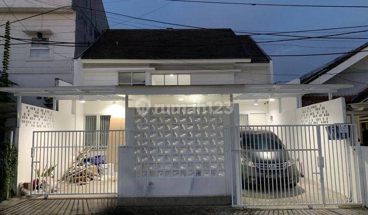 Dijual Rumah Full Furnished Dekat Creative Bintaro 2