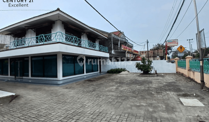 Dijual Rumah Dekat Pantai Anyer di Pinggir Jalan  1