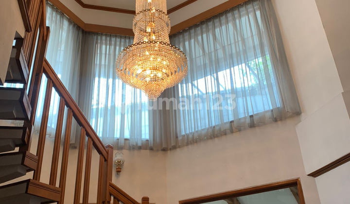 Turun Harga Rumah Mewah Siap Huni di Villa Delima Lebak Bulus, Jakarta