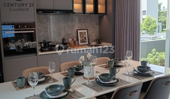 FOR SALE BRAND NEW LUXURIOUS & COMFORTABLE HOUSE in SAWANGAN DEPOK 2