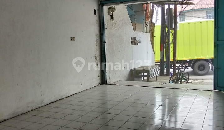 Sewa Ruko 2 Lantai Lokasi Strategis Mainroad Padalarang, Bandung Sewa Ruko 2 Lantai Lokasi Strategis Mainroad Padalarang, Bandung
