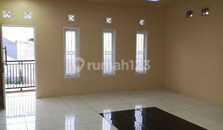 Rare Opportunity! Comfortable 2-Story House in Cihanjuang, Bandung
