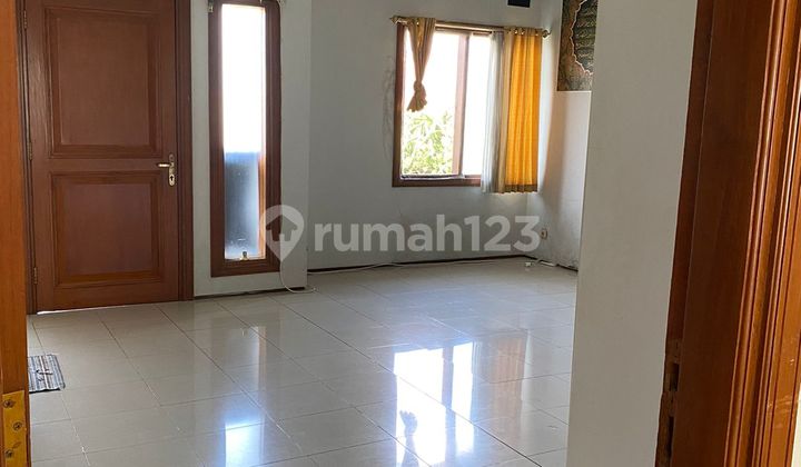 Cocok untuk Hunian atau Kantor Rumah Luas di Setraduta Bandung 1