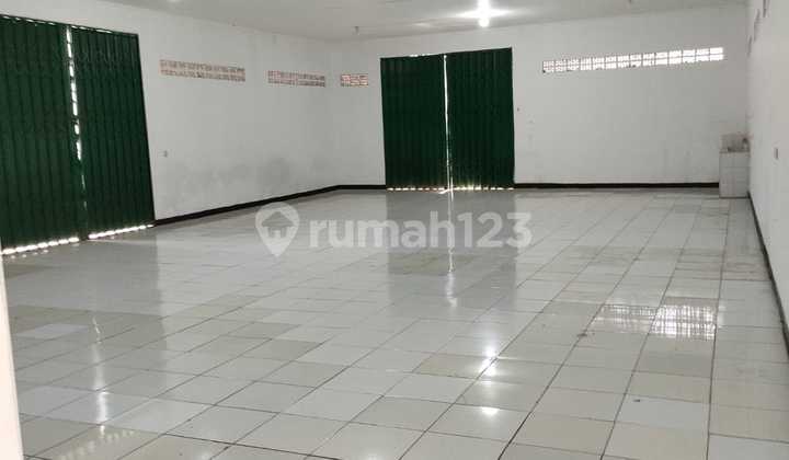 Gudang Bersih Siap Pakai Akses Engkel Box di Padalarang