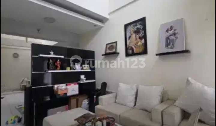 Dijual Rumah Modern 4 Kamar Tidur, Lingkungan Aman dan Tertata di Cimahi