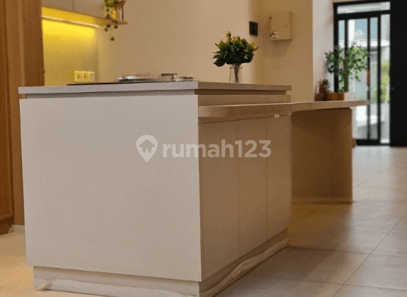 Jual Keren Rumah Idaman Furnished Kota Baru Parahyangan Bandung 1