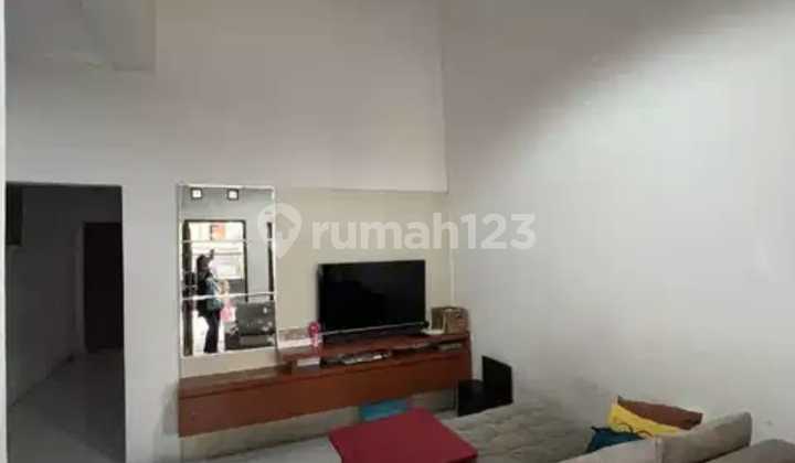 Hunian Minimalis Modern, Carport 2 Mobil di Bukit Sariwangi Cimahi-Parongpong