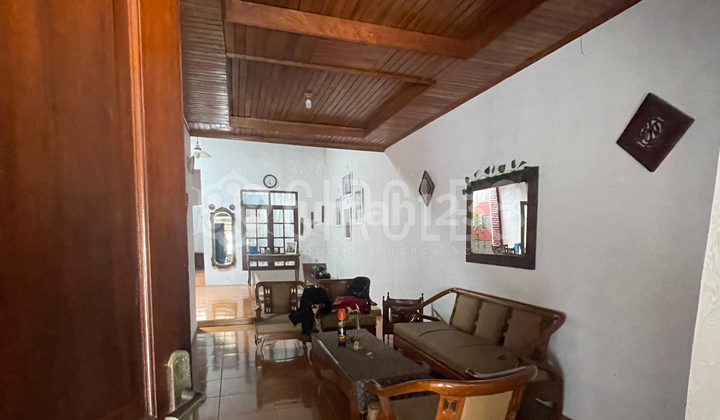 Rumah Nyaman 2 Lantai dengan 3 Kamar Tidur dan SHM di Gempol Sari, Bandung Rumah Nyaman 2 Lantai dengan 3 Kamar Tidur dan SHM di Gempol Sari, Bandung