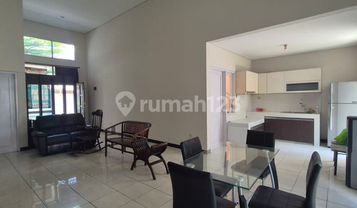 Premium Modern Residence with Neat Interior in Kota Baru Parahyangan