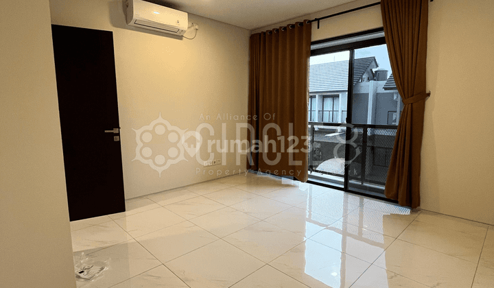 Sewa Rumah Nyaman di Lokasi Elit Kota Baru Parahyangan 2