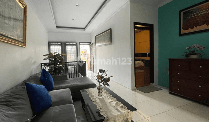 Yuk Nego Rumah Cantik Semi Furnished di Komplek Kota Mas, Cimahi 1