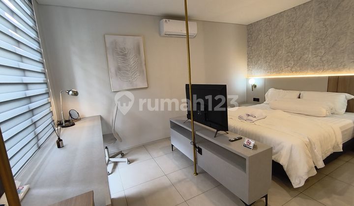 Sewa Rumah Elegan dan Lux di Kota Baru Parahyangan, Bandung