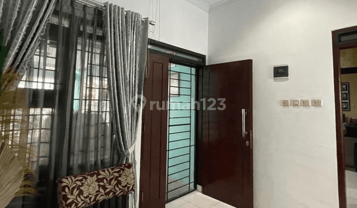 Yuk Nego Rumah Cantik Semi Furnished di Komplek Kota Mas, Cimahi 2