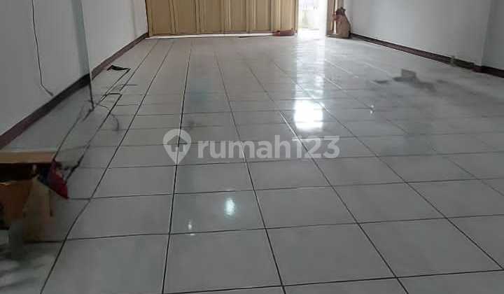 Ruko Eksklusif Siap Pakai Lokasi Main Road di Jalan Peta Bandung Ruko Eksklusif Siap Pakai Lokasi Main Road di Jalan Peta Bandung