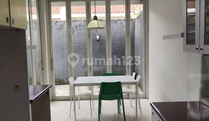 Rumah Siap Huni Nyaman di Kota Baru Parahyangan, Bandung