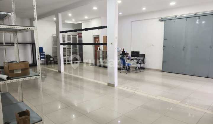 Strategic Shop Ready for Business, Access to Tol Pasteur Gunung Batu Bandung