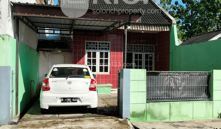 Rumah Asri Lingkungan Alami di Wonogiri 1