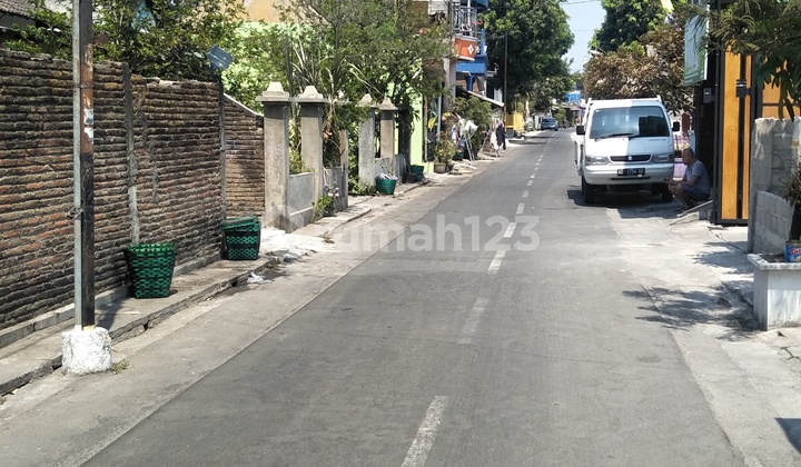 Rumah Lama Dekat Pasar Grogol Sukoharjo  8