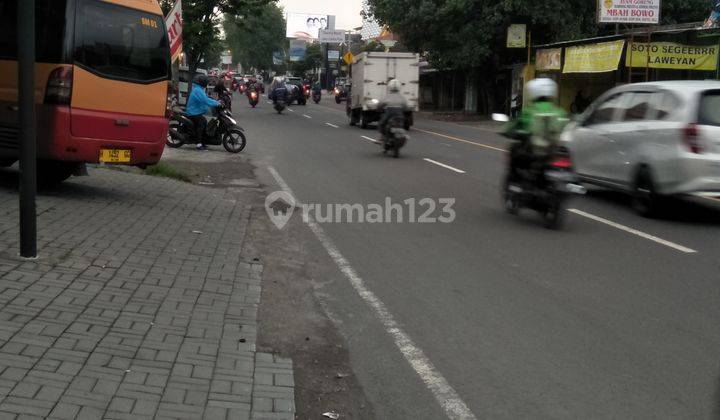 Tanah Bonus Bangunan Pinggir Jalan Besar di Laweyan Solo 2