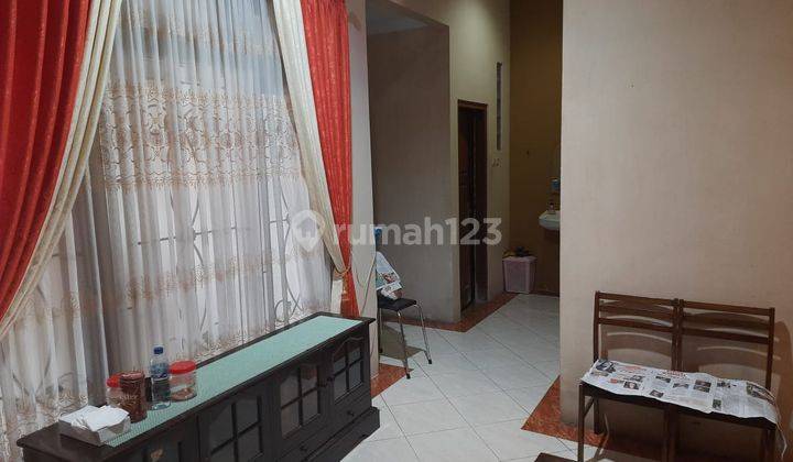 Rumah Modern 2 Lantai di Manahan Solo 4