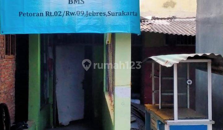 Rumah Lawas Kota Solo Dekat UNS 2