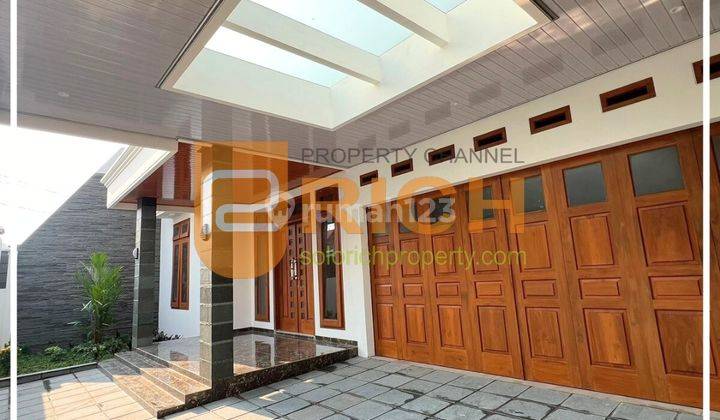 Rumah Baru Mewah Cantik Dekat Hotel Fave Solo 1