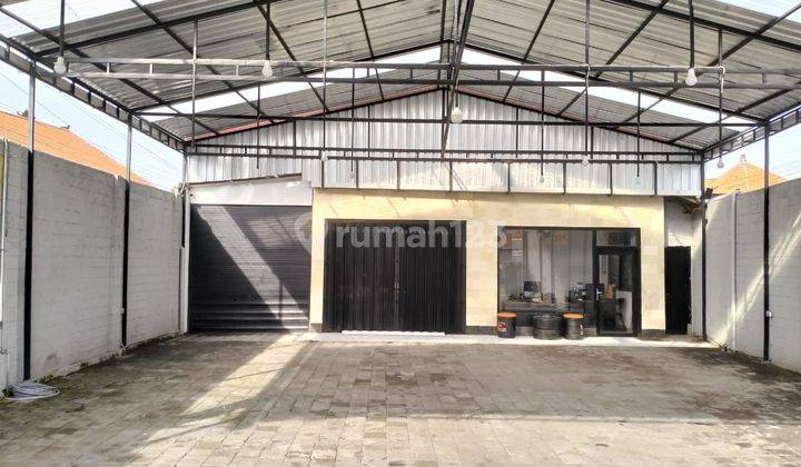 Land with semi-warehouse shophouse building on Kertanega Ubung Main Road Suitable for minimarket or warehouse 1