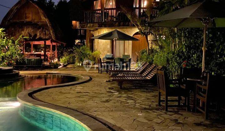 Villa hitung tanahnya saja perlu renovasi dikawasan umalas kerobokan cocok villa komplek,villa pribadi 1