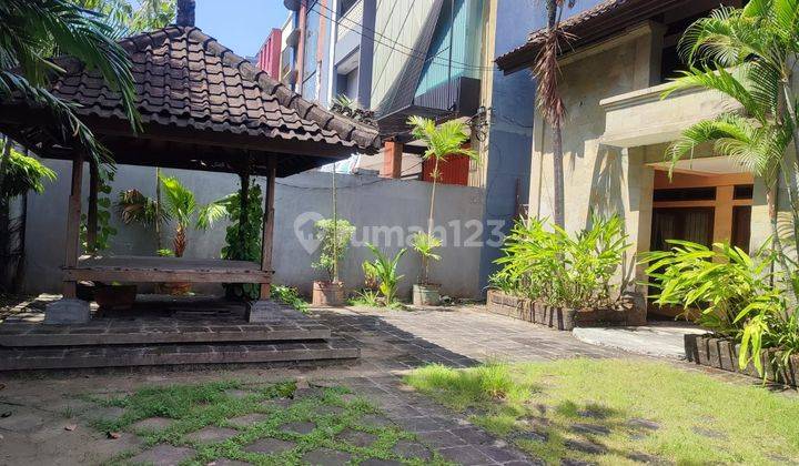 Rumah pinggir jalan utama raya puputan renon langka jarang ada yang jual berada dipusat kota dan pemerintahan 1