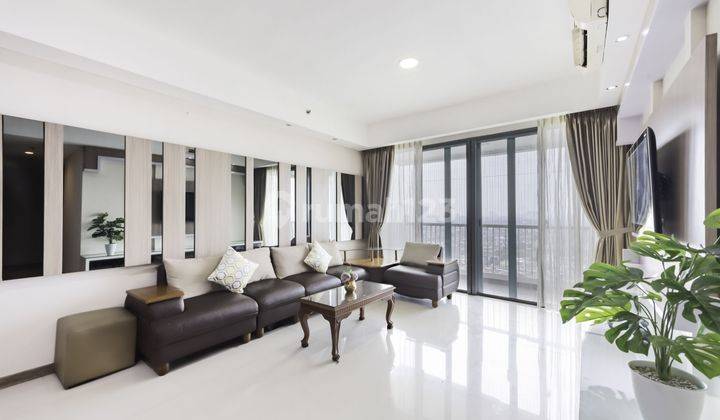 Disewakan Apartemen St Moritz 3 bedrooms RENOVATION 1
