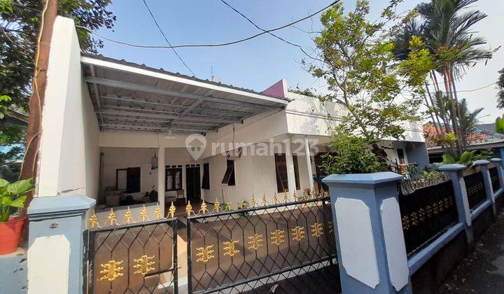 Dijual Rumah 4 Kamar Tidur Ciracas Jakarta Timur 1