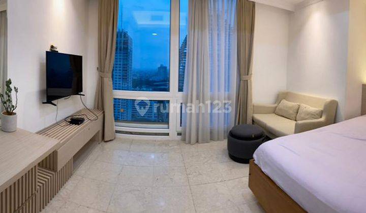 Disewakan Apartemen Sudirman Mansion 3 Bedrooms High Floor Nice View 2