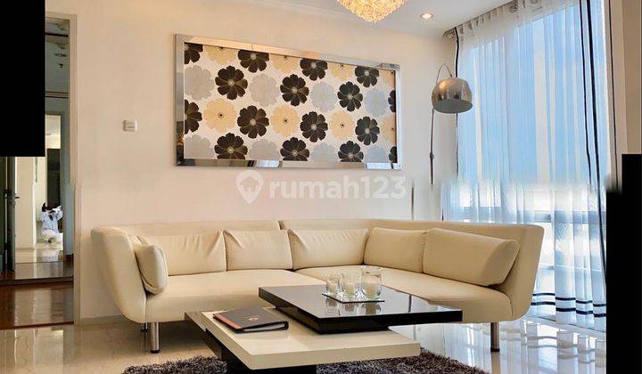 DISEWAKAN APARTEMEN FX RESIDENCE 3 BEDROOMS RENOVATION FURNISHED