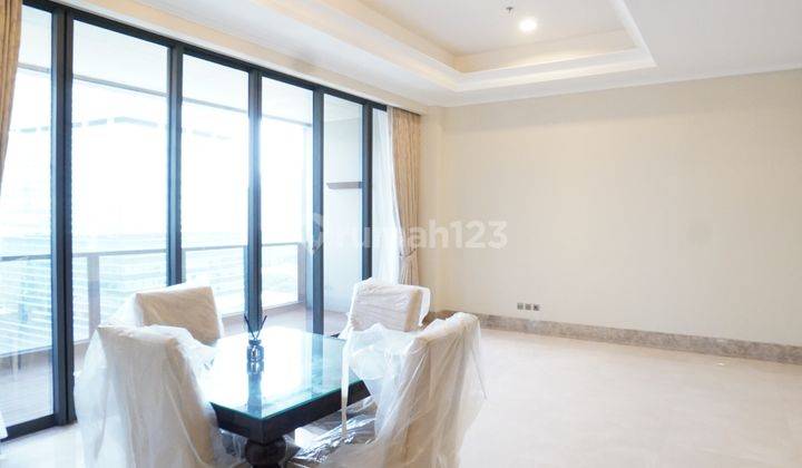 Disewakan Apartemen District 8 3bedroom 178 M2 Private Lift semifurnish